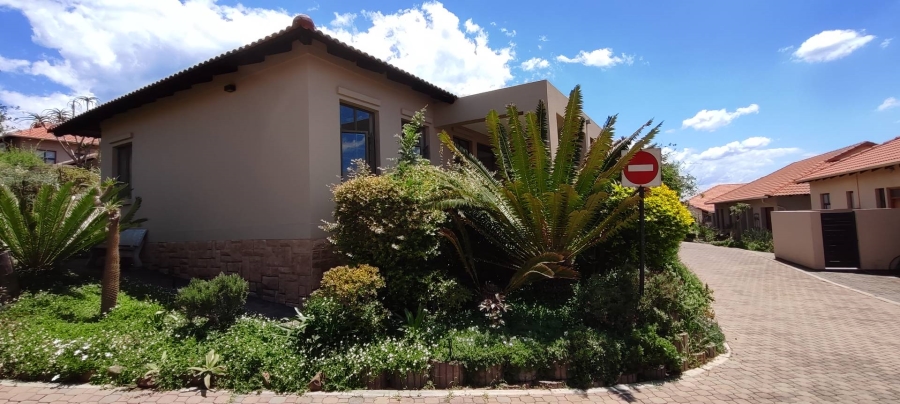 2 Bedroom Property for Sale in Xanadu Eco Park North West